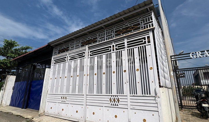 Rumah 2 Lantai Dekat Pintu Tol Amplas SHM Rumah 2 Lantai Dekat Pintu Tol Amplas SHM