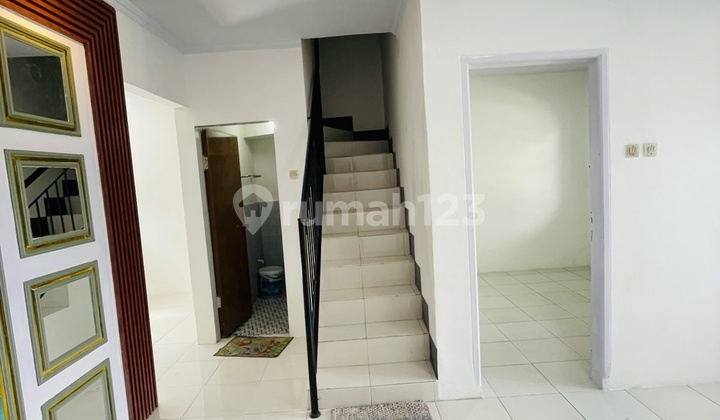Ready-to-Occupy 2-Story House Medan Johor with Certificate of Ownership 2