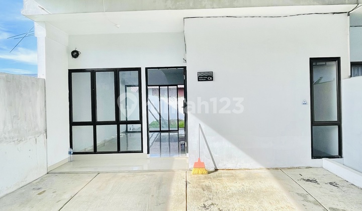 Ready-to-Live House Size 6x25 Flamboyan with Certificate