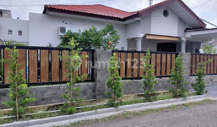 Dijual Rumah Luas Dalam Komplek Tanjung Gusta 2