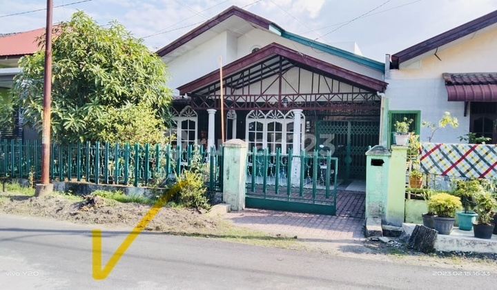 Dijual Rumah Luas Komplek Pondok Surya SHM 1