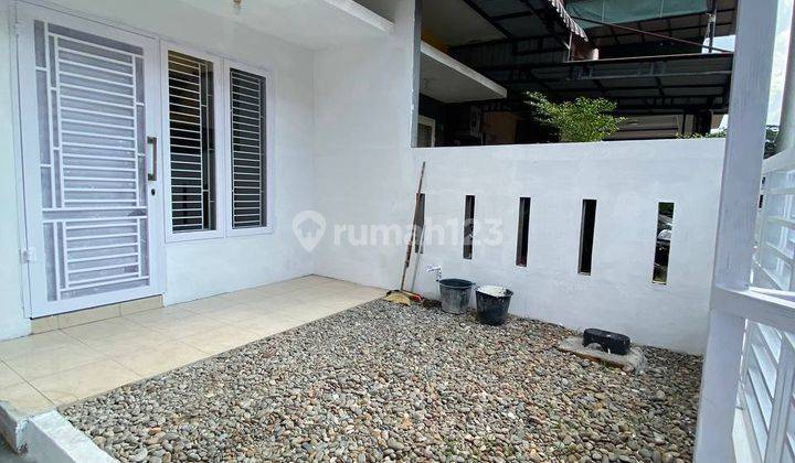 Dijual Rumah 2,5 Lantai Komplek J City di jln karya wisata, Medan Johor 2