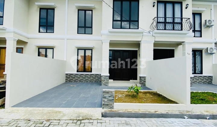 Rumah Classic 2 Lantai Dekat Kampus Usu SHM