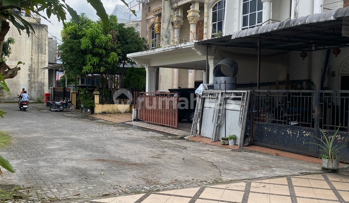 Rumah 3 Lantai Dalam Komplek Dekat Teladan Rumah 2
