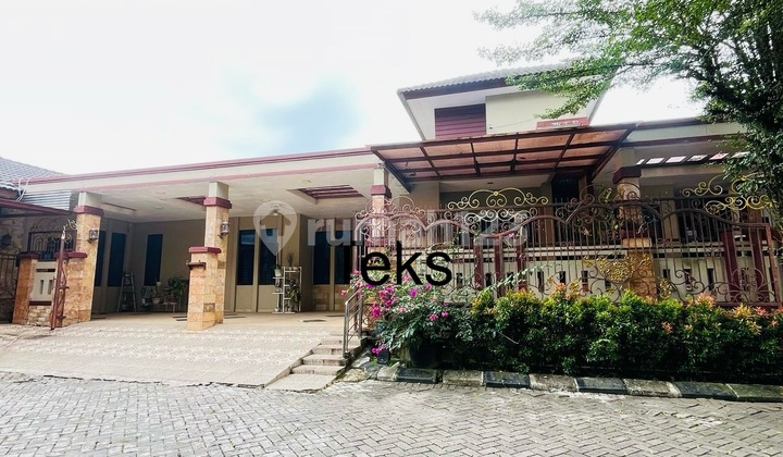 Rumah Luas Dalam Komplek Medan Johor SHM 1