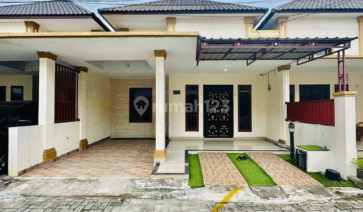 Rumah Cantik Semi Furnish Dekat Tol Helvetia  1