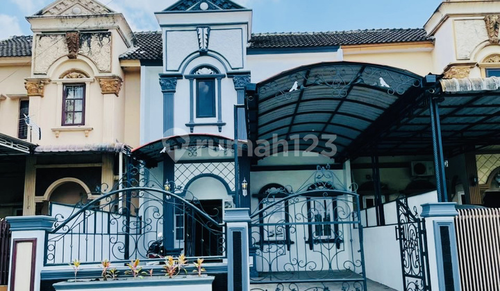 Ready-to-Occupy House on Medan Johor Roadside Ready-to-Occupy House on Medan Johor Roadside
