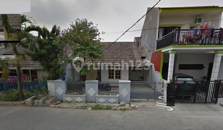Jual rumah komplek di Pisangan, Ciputat Timur, Tangerang Selatan, Banten 