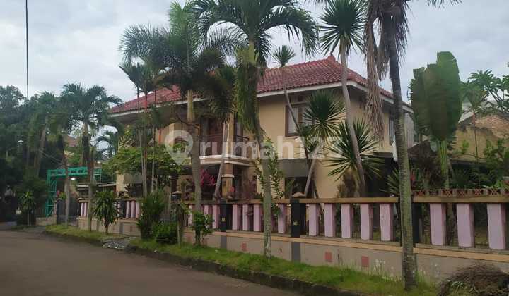 Dijual rumah komplek 3 muka di Villa Pamulang, Pondok Benda, Pamulang, Tangerang Selatan, Banten 