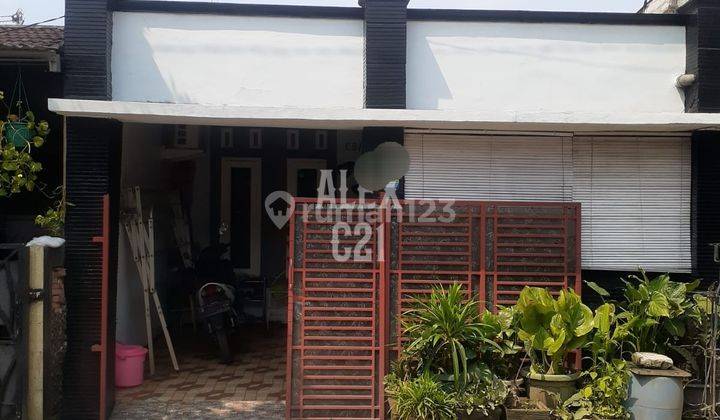 Dijual Rumah Komplek di Perumahan Senopati, Kota Bekasi Timur.  1