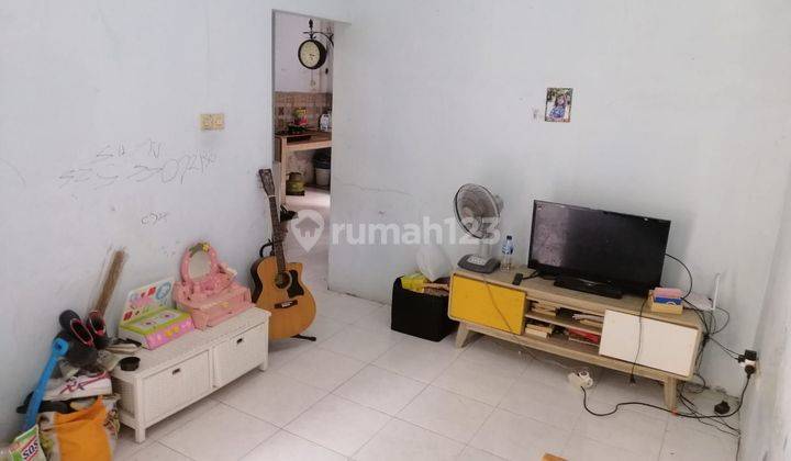 Dijual Cepat Rumah Modern Di Tanah Baru , Depok 2