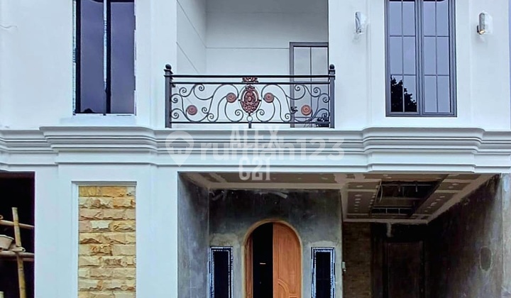 Dijual Rumah Cluster Baru On Progress 90 Persen di Jagakarsa