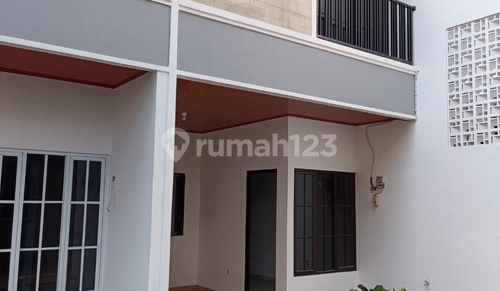 Dijual Rumah di cluster baru di Bintaro, Pesanggrahan, Jakarta Selatan Dijual Rumah di cluster baru di Bintaro, Pesanggrahan, Jakarta Selatan
