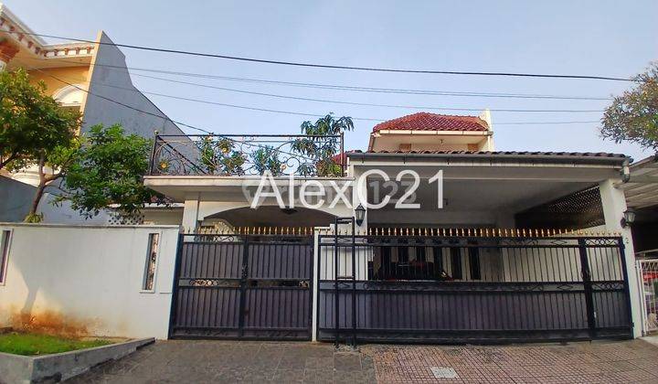 Dijual Rumah di Komplek Tanjung Barat Indah Super Strategis Tb Simatupang, Tanjung Barat, Jagakarsa, Jakarta Selatan 1