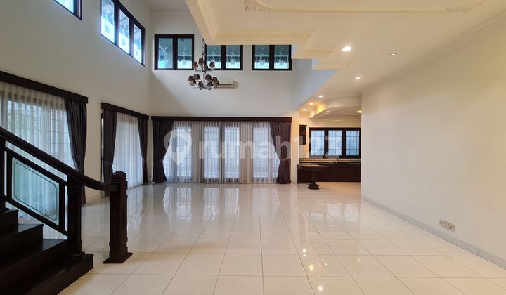 Dijual rumah hook cantik dengan pool di Cipete Selatan, Cilandak, Jakarta Selatan