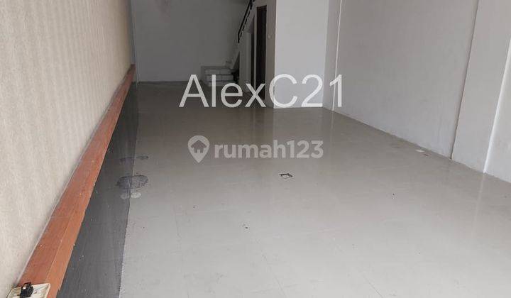 Dijual Ruko 3 Lantai Cepat di Gandaria Utara, Kebayoran Baru, Jakarta Selatan 2