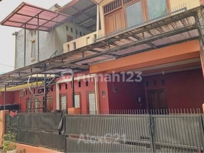 Dijual rumah kost BU full terisi di Tebet, Tebet Barat, Jakarta Selatan Dijual rumah kost BU full terisi di Tebet, Tebet Barat, Jakarta Selatan