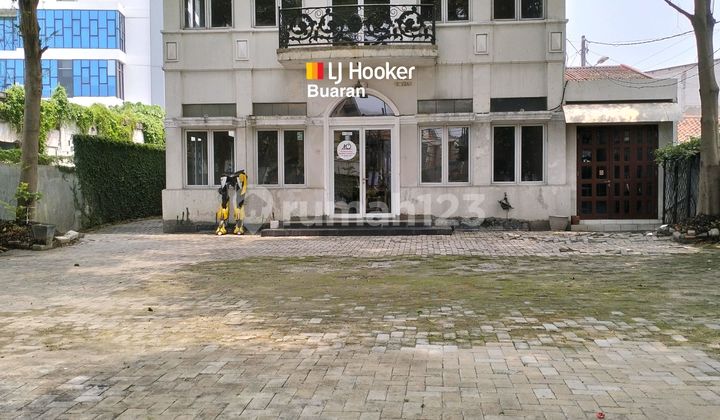 For Rent Commercial Space Suitable for Cafe and Office in the Center of Bekasi City