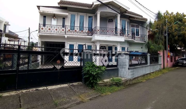 Di Jual Rumah Halaman Luas Di Pondok Kelapa