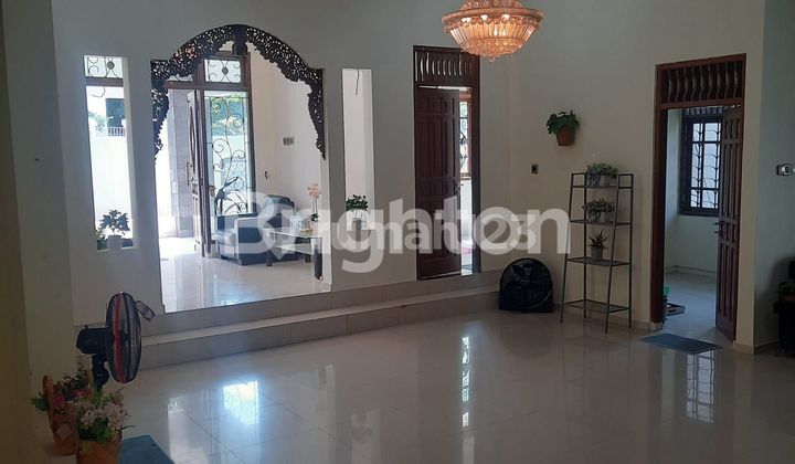 RUMAH BESAR , LUAS, ISTIMEWA , MURAH 2