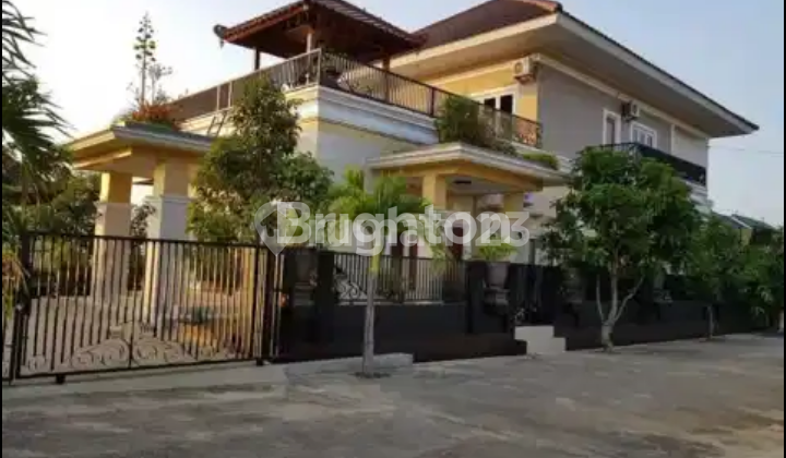 SULTAN'S FULLY FURNISHED HOUSE IN TEMBALANG 1