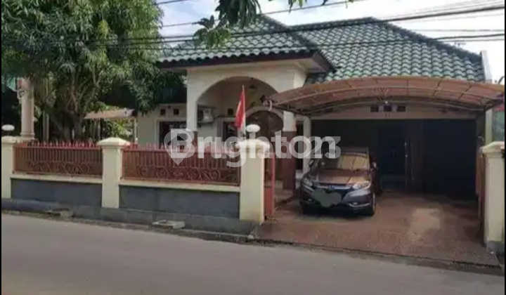 Beautiful House Near the City Ready to Move In 1