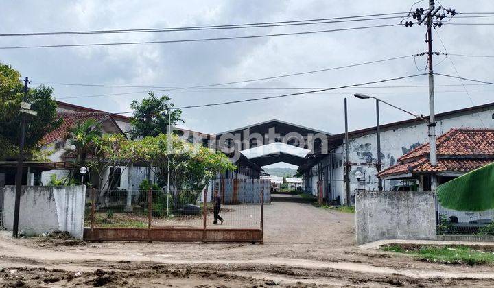 GUDANG KEMBAR  LUAS STRATEGIS SIAP PAKAI 1