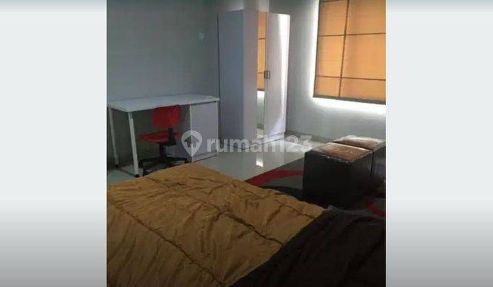 Apartemen Beverly 90210 Trimezia 2