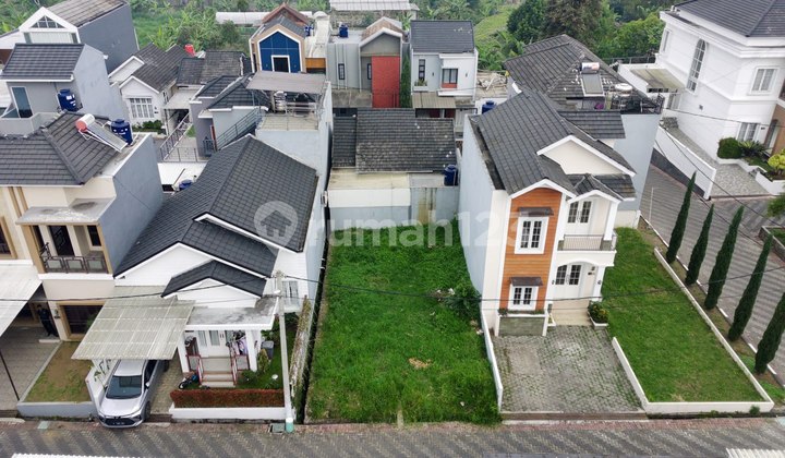 Cocok untuk Vila di Lembang, Akses Mudah Dari Setiabudi