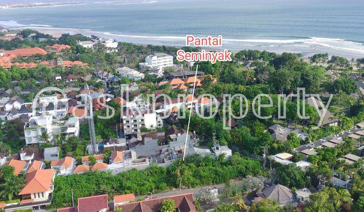 LAND FOR SALE IN VILLA SURROUNDINGS NEAR SEMINYAK BEACH BALI 1