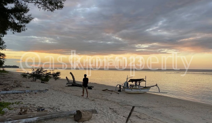 Land For Sale On The Beachfront East Side Of Gili Meno Lombok One Of The Beast Snorkeling Spot - Freehold