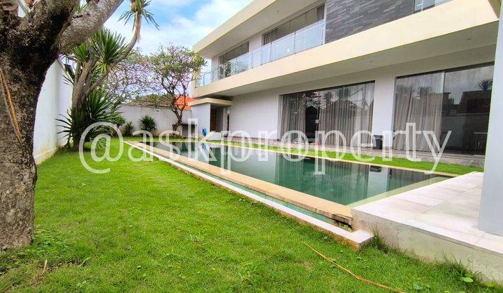 LUXURY 3 BEDROOMS VILLA FOR SALE VEW GUNUNG TUMBAK BAYUH PERERENAN BALI 2