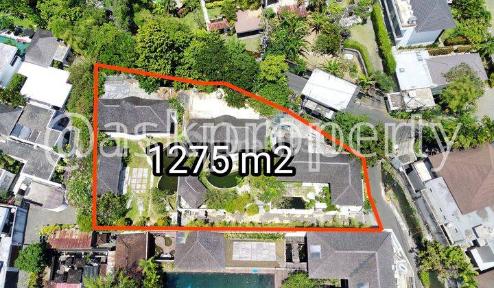 LAND FOR SALE WITH BONUS 3 VILLA UNITS IN PETITENGET BEACH VILLA SURROUNDING SEMINYAK BALI 2