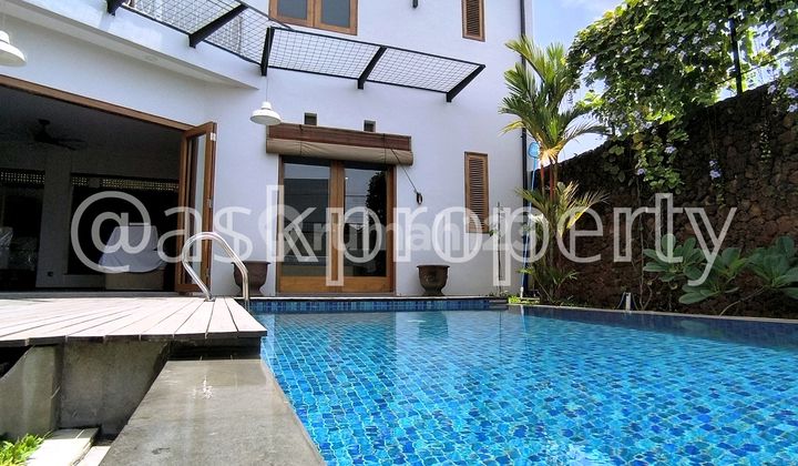 Dijual Small Brand New Villa Good Quality Material Prime Area Umalas Bali Dijual Small Brand New Villa Good Quality Material Prime Area Umalas Bali