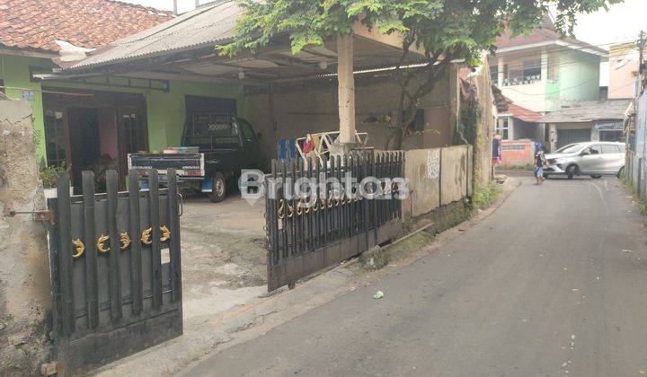 RUMAH DI PINGGIR JALAN BISA BUAT TINGGAL ATAU TEMPAT USAHA 1