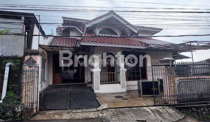 RUMAH DENGAN TANAH LUAS DEKAT KAMPUS UI BEJI 1