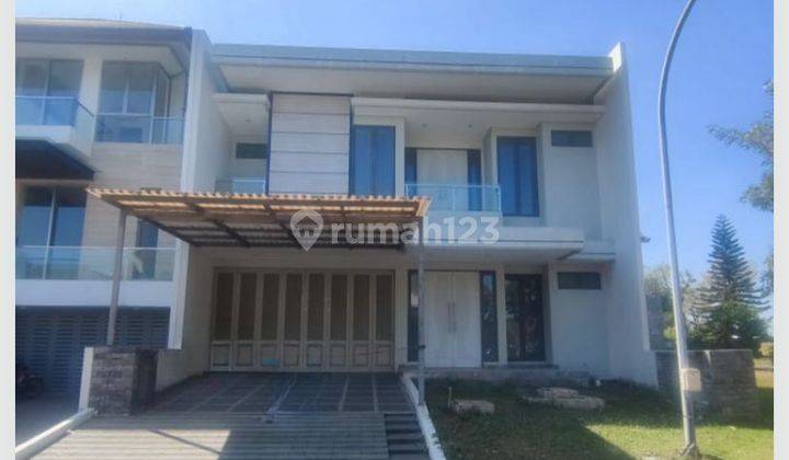 Jual Rugi Rumah di The Mansion Pakuwon Indah 2 Lantai Bagus hadap Selatan Siap Huni. Model Minimalis Modern. Luas 200an, Lokasi Dekat Pakuwon Mall, Gwalk Citraland Surabaya. One Gate System jadi Aman   1