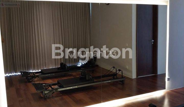 RARE UNIT ROSEBAY GOLF VIEW BISA UNTUK USAHA. LOKASI DI GRAHA FAMILI DEKAT DENGAN PAKUWON MALL, SPAZIO TOWER, GWALK CITRALAND 2