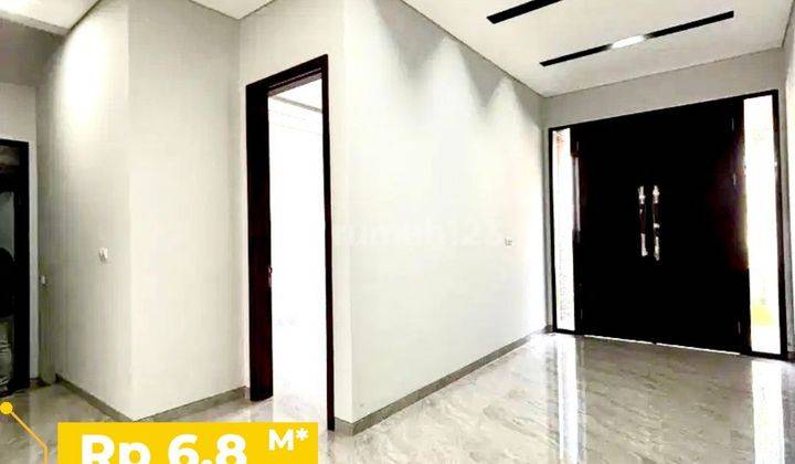 Rumah Minimalis Modern Unfurnished Baru Di South Emerald Mansion, Citraland Depan. Lokasi Dekat Unesa, Pakuwon Mall, Gwalk, Rumah Sakit Orthopedic. Spesifikasi Premium, 2 Lantai 2