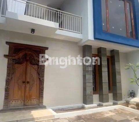 RUMAH MEWAH FULL JATI SIAP HUNI 2 LANTAI CLUSTER GAYUNGSARI 2