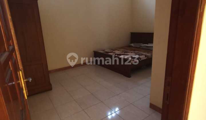 RUMAH 2 LANTAI SIAP PAKAI FULL FURNISH TENGAH PUSAT KOTA STRATEGIS DEKAT KAMPUS UNAIR B  2