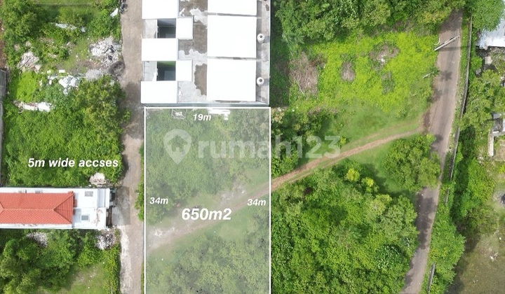 Cheap Hook Land & Ocean View in Villa Ungasan Area, Bali