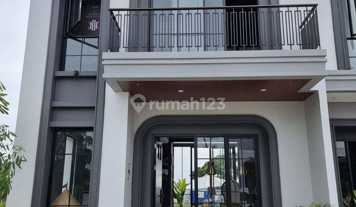 RUMAH BARU DI MANSION NINE TAHAP 3, LAKARSANTRI - SURABAYA BARAT 1