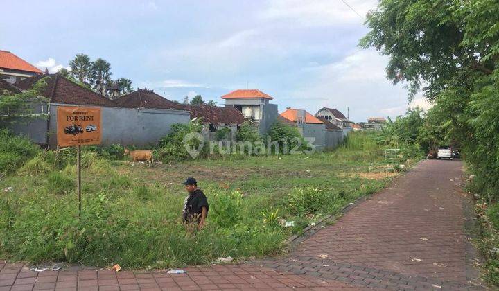 NICE RARE LAND FOR PLOT IN BIDADARI, SEMINYAK - BALI 1