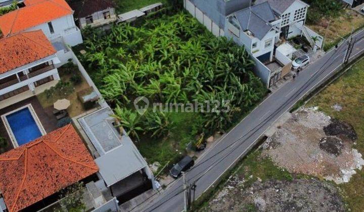 RARE AND COMMERCIAL LAND ON THE MAIN ROAD OF BERAWA, CANGGU - BALI 2