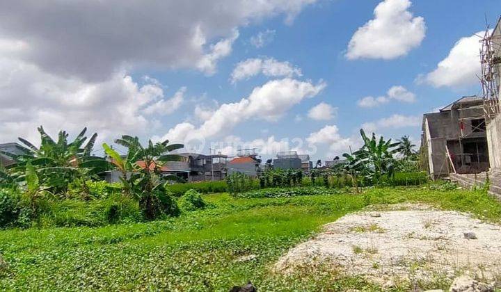 A PLOT OF COMMERCIAL LAND IN THE BERAWA BEACH AREA, CANGGU - BALI 1