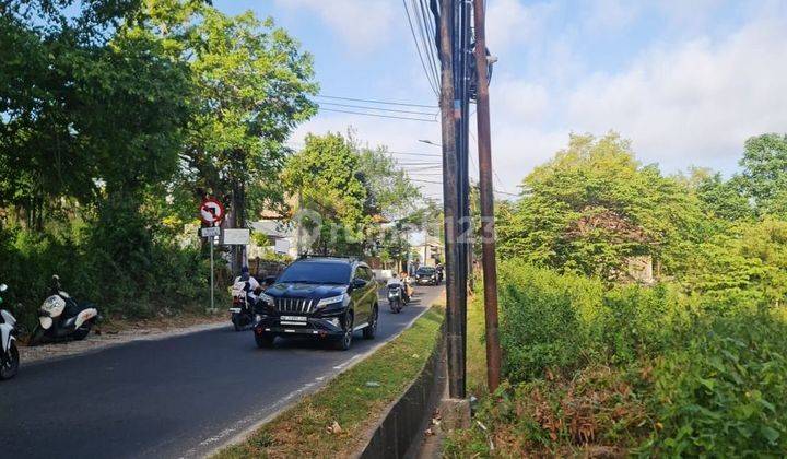 CHEAP LAND ON MAIN STREET UNGASAN, BALI 2