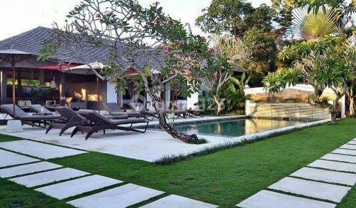 Villa Dengan View Sawah Di Kawasan Premium Umalas, Bali 1