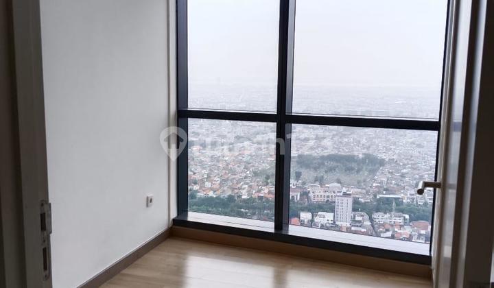 The Peak Tunjungan Plaza Apartment in Tegalsari, Central Surabaya