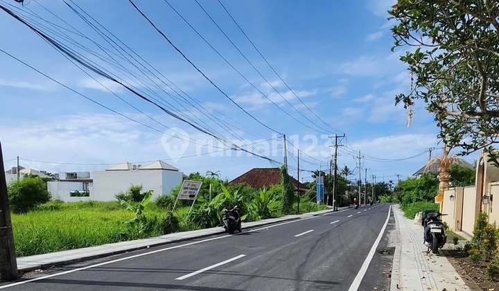 Hook Land Main Road at Mengening Beach, Cemagi - Bali